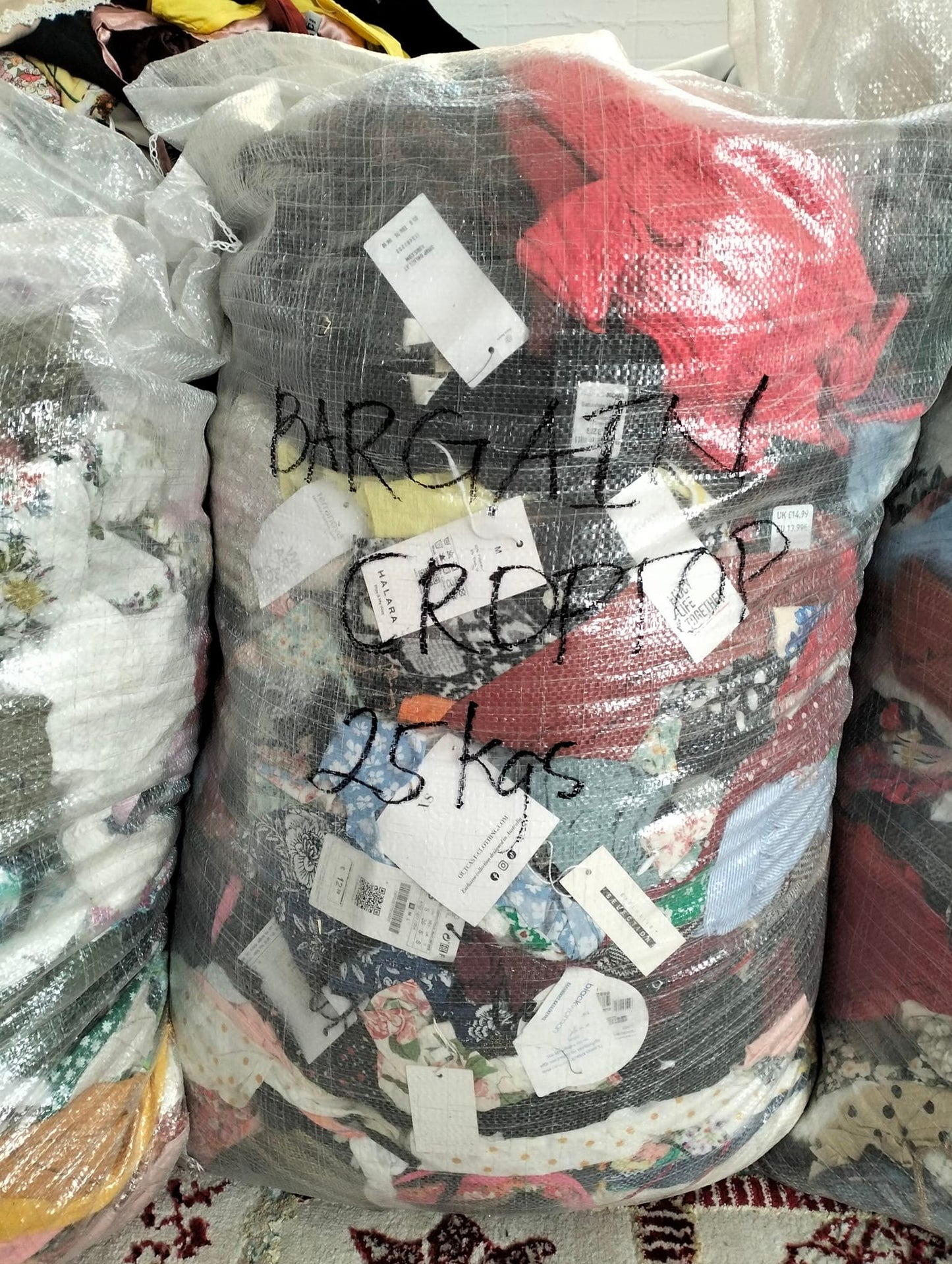 Bargain Croptop 20kgs sample (this are all sold) for bulk orders we will provide for this item
