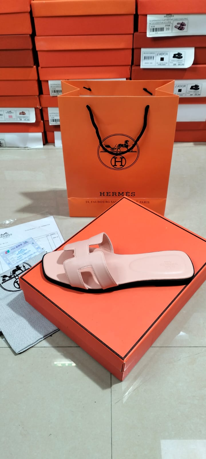 Hermes Sandals (Minimum order 100pcs)