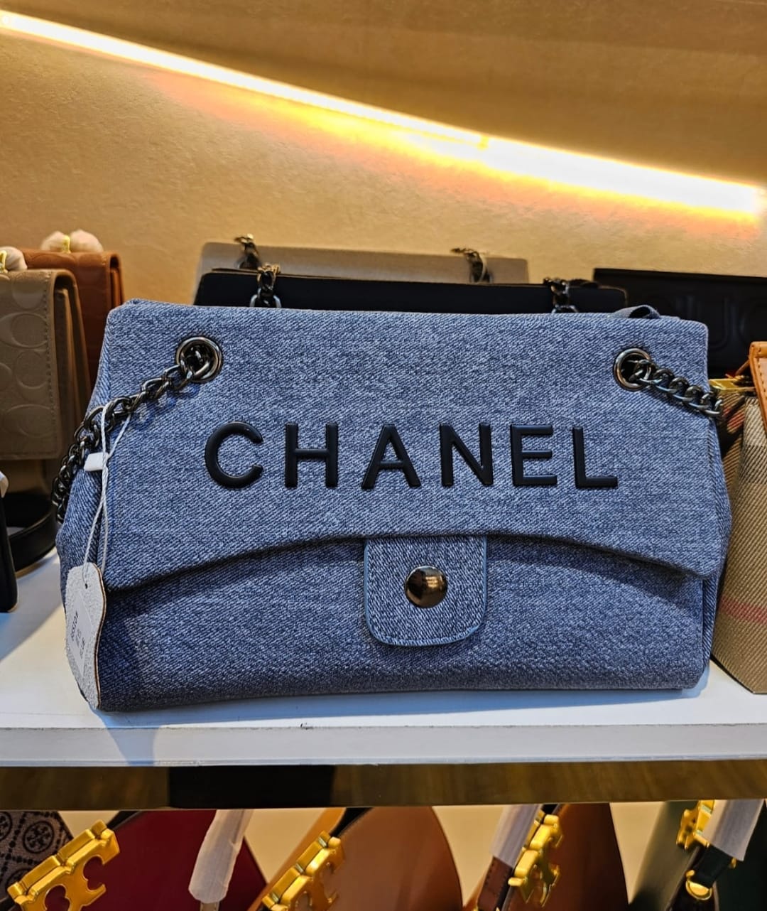 Brandnew Branded Bags(Minimum order 100pcs)