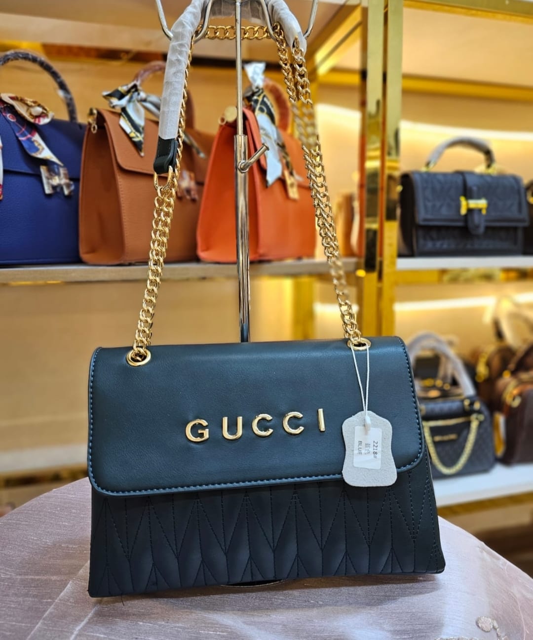 Brandnew Branded Bags(Minimum order 100pcs)