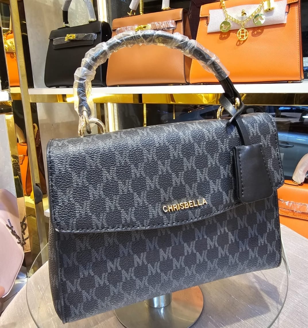 Brandnew Branded Bags(Minimum order 100pcs)