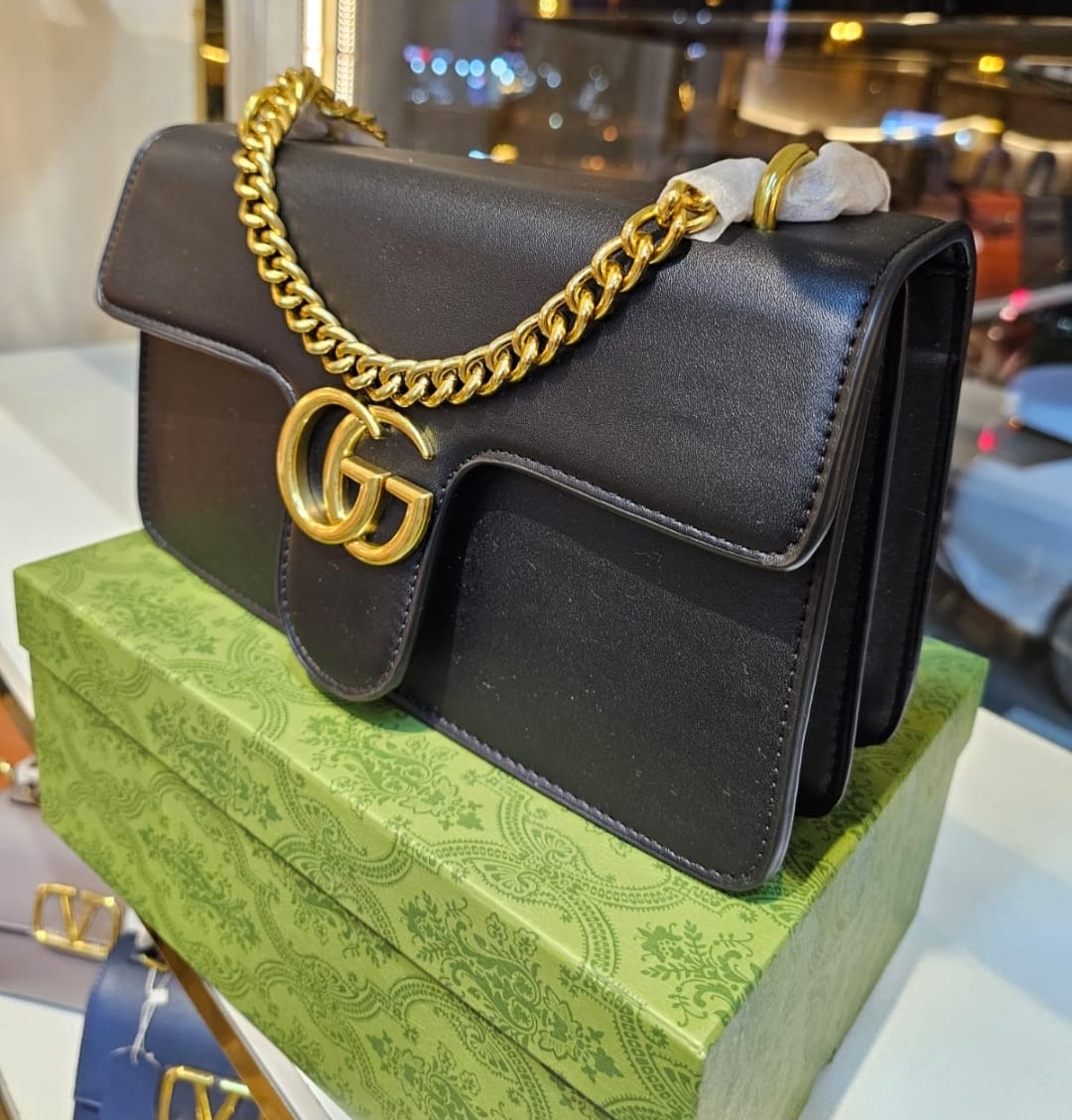 Brandnew Branded Bags(Minimum order 100pcs)