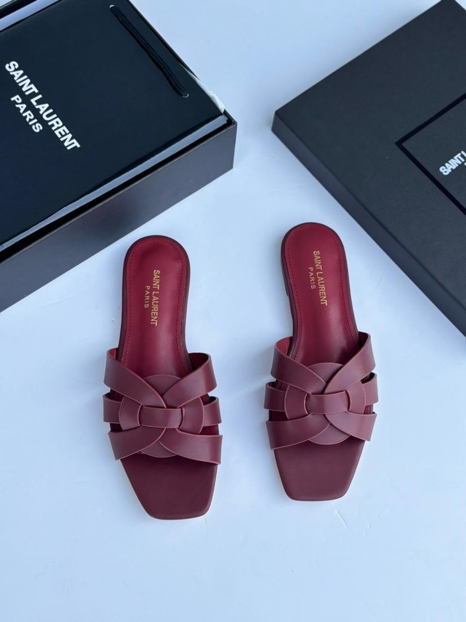 BRANDED FLAT SANDALS