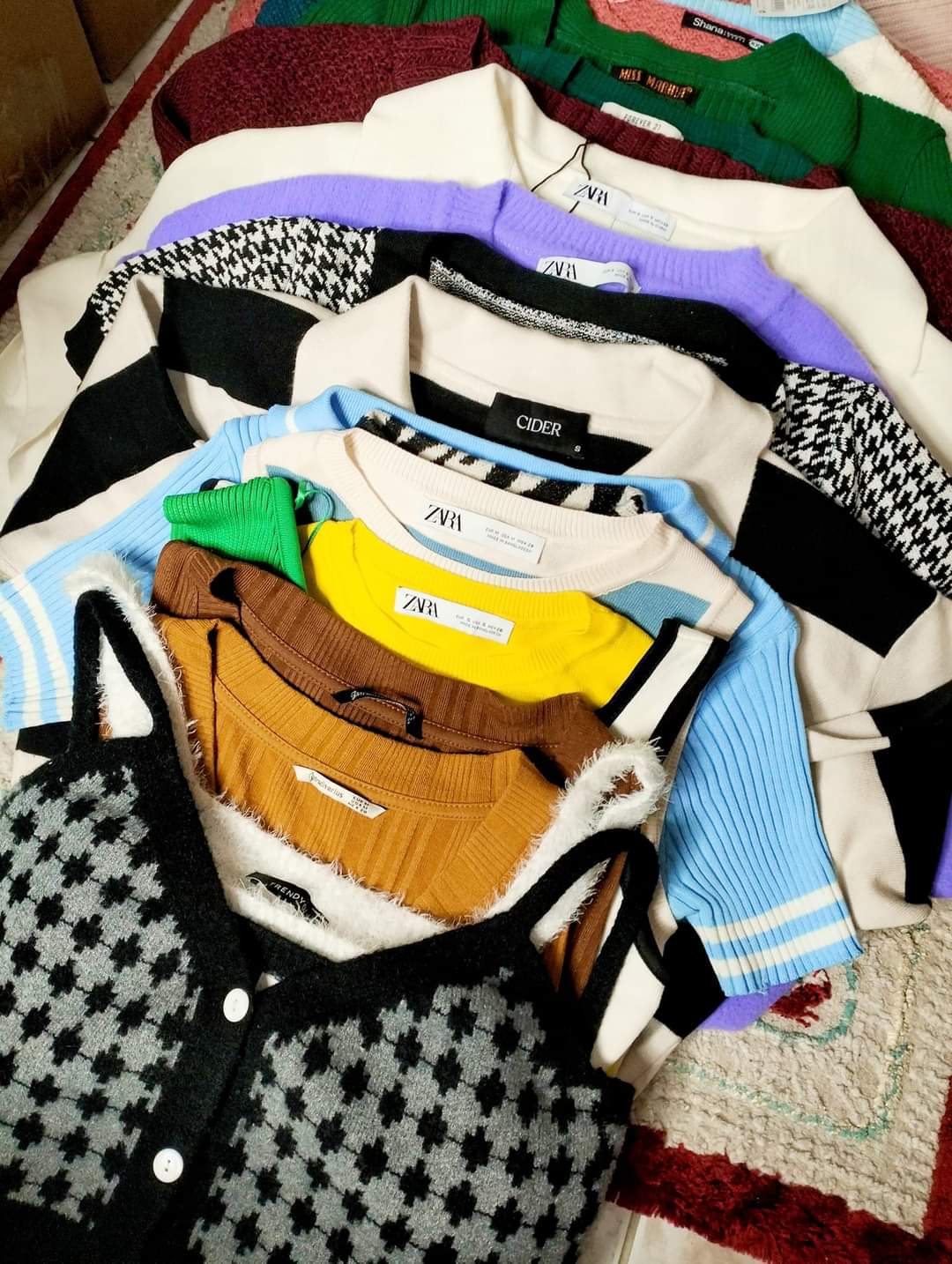 Premium knitted tops/Sweater