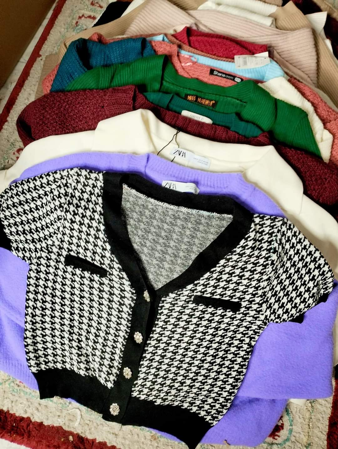 Premium knitted tops/Sweater