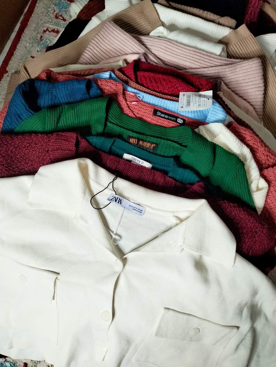 Premium knitted tops/Sweater