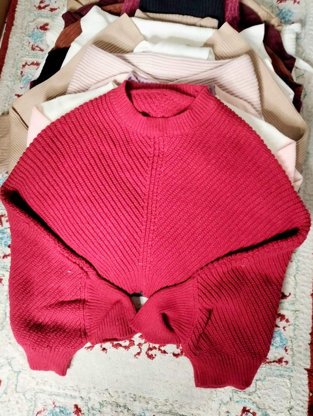 Premium knitted tops/Sweater