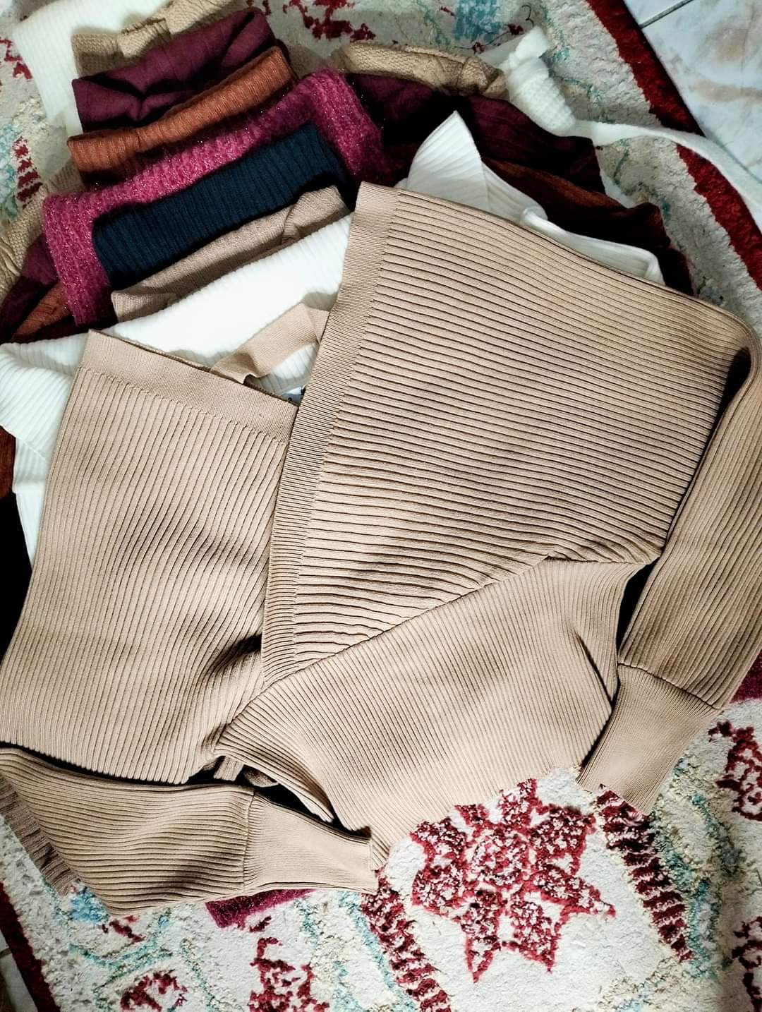 Premium knitted tops/Sweater