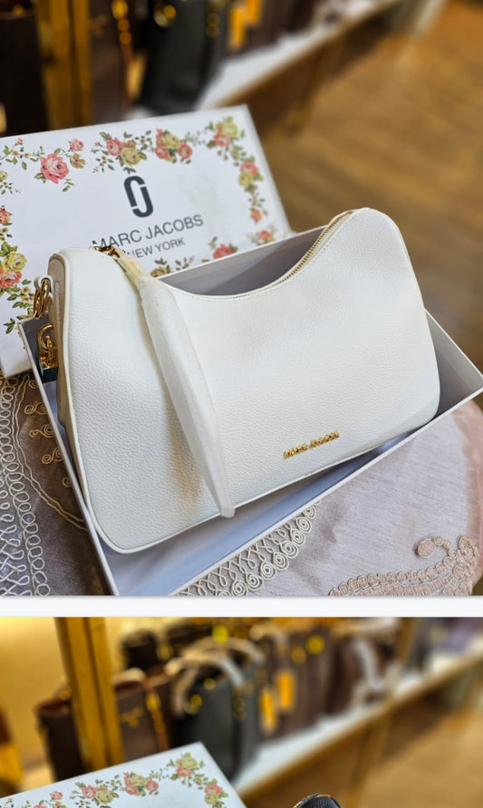 Brandnew Branded Bags(Minimum order 100pcs)