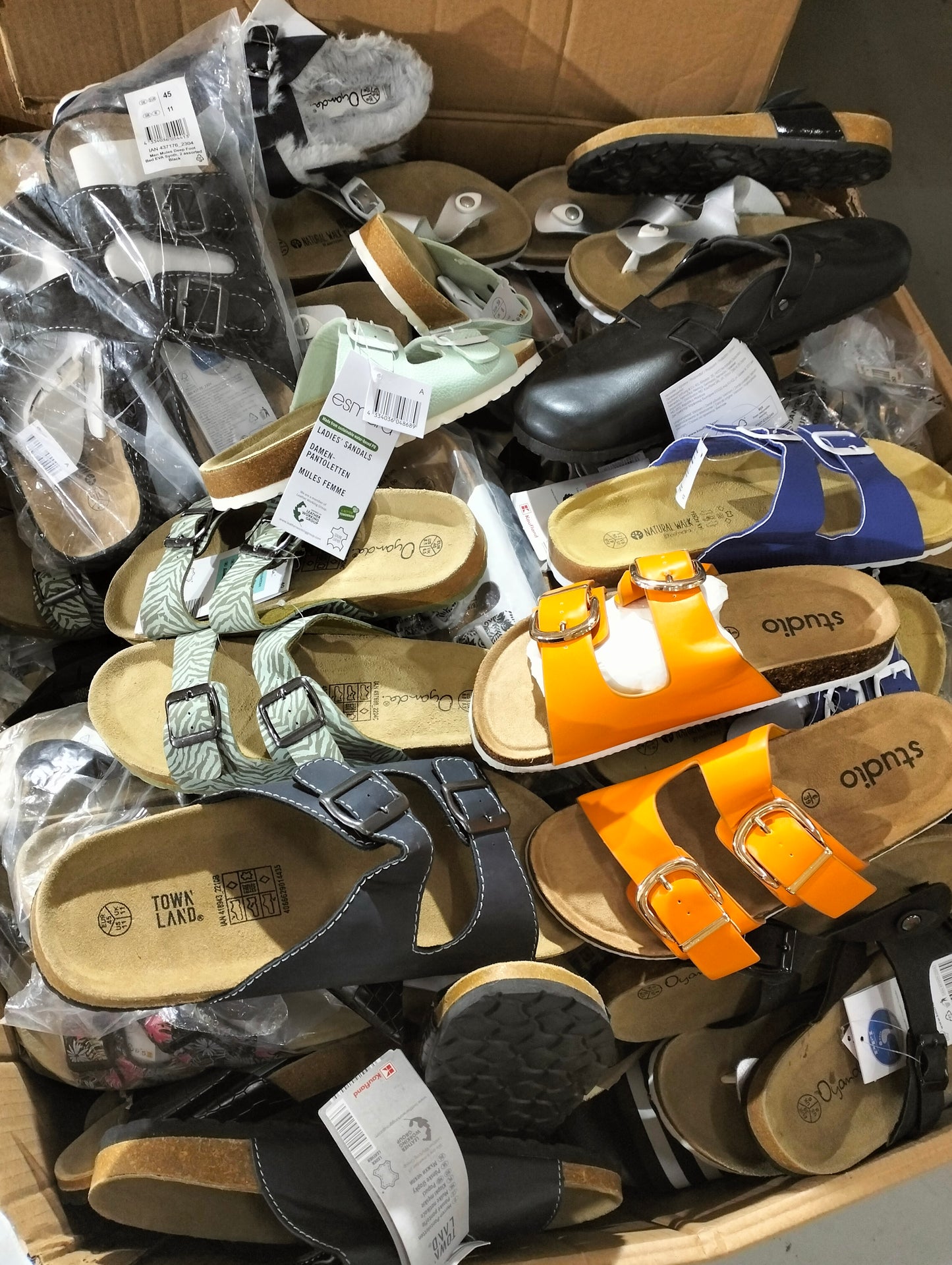 Brandnew Sandals 20kgs