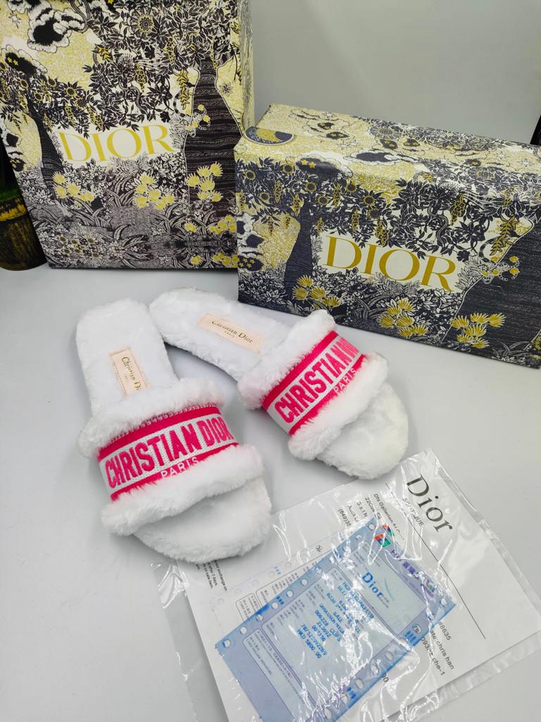 70% Sale LV/Chanel/Christian Dior Sandals indoor
