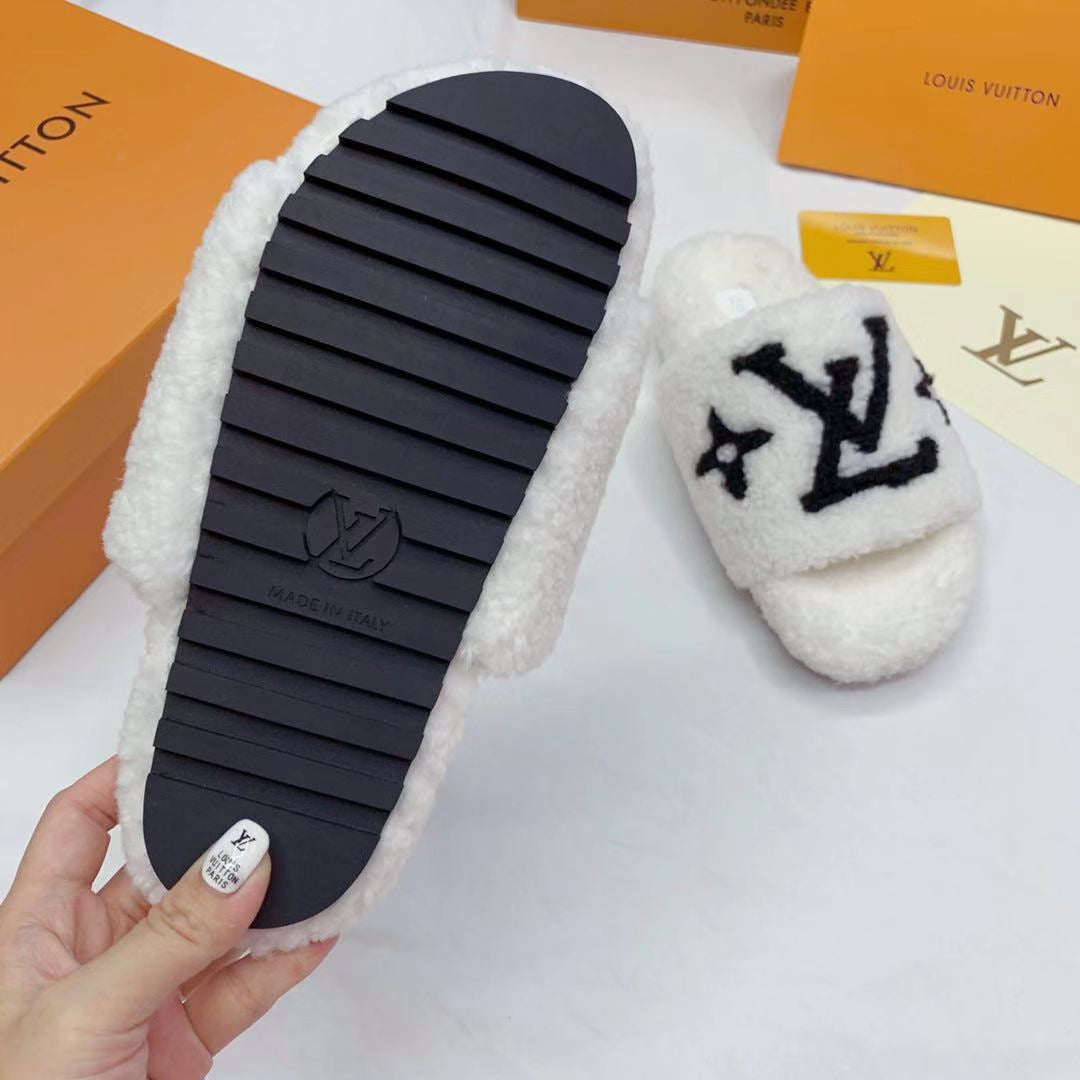 70% Sale LV/Chanel/Christian Dior Sandals indoor