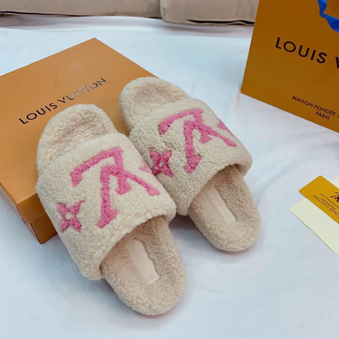 70% Sale LV/Chanel/Christian Dior Sandals indoor