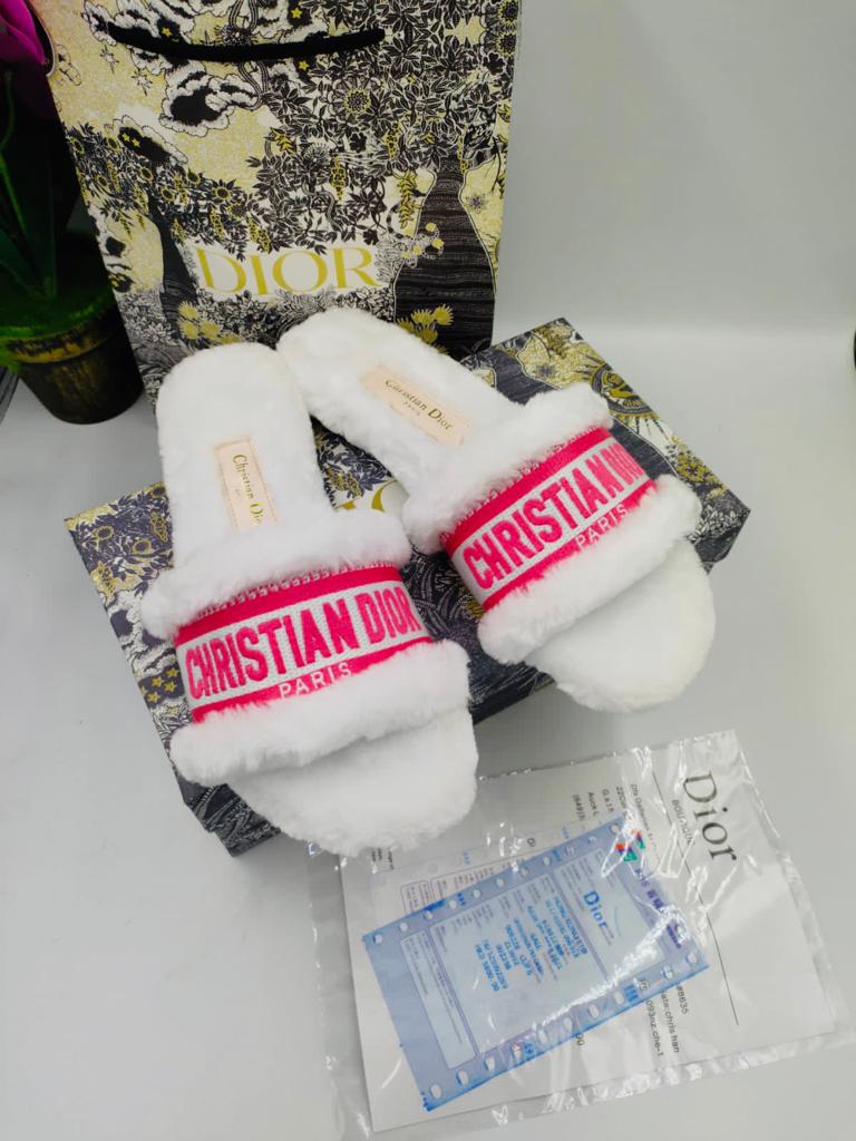 70% Sale LV/Chanel/Christian Dior Sandals indoor