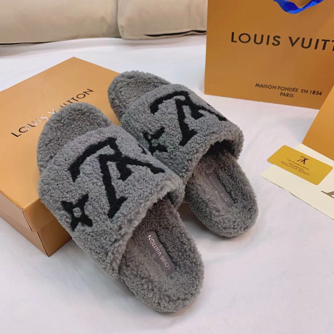 70% Sale LV/Chanel/Christian Dior Sandals indoor