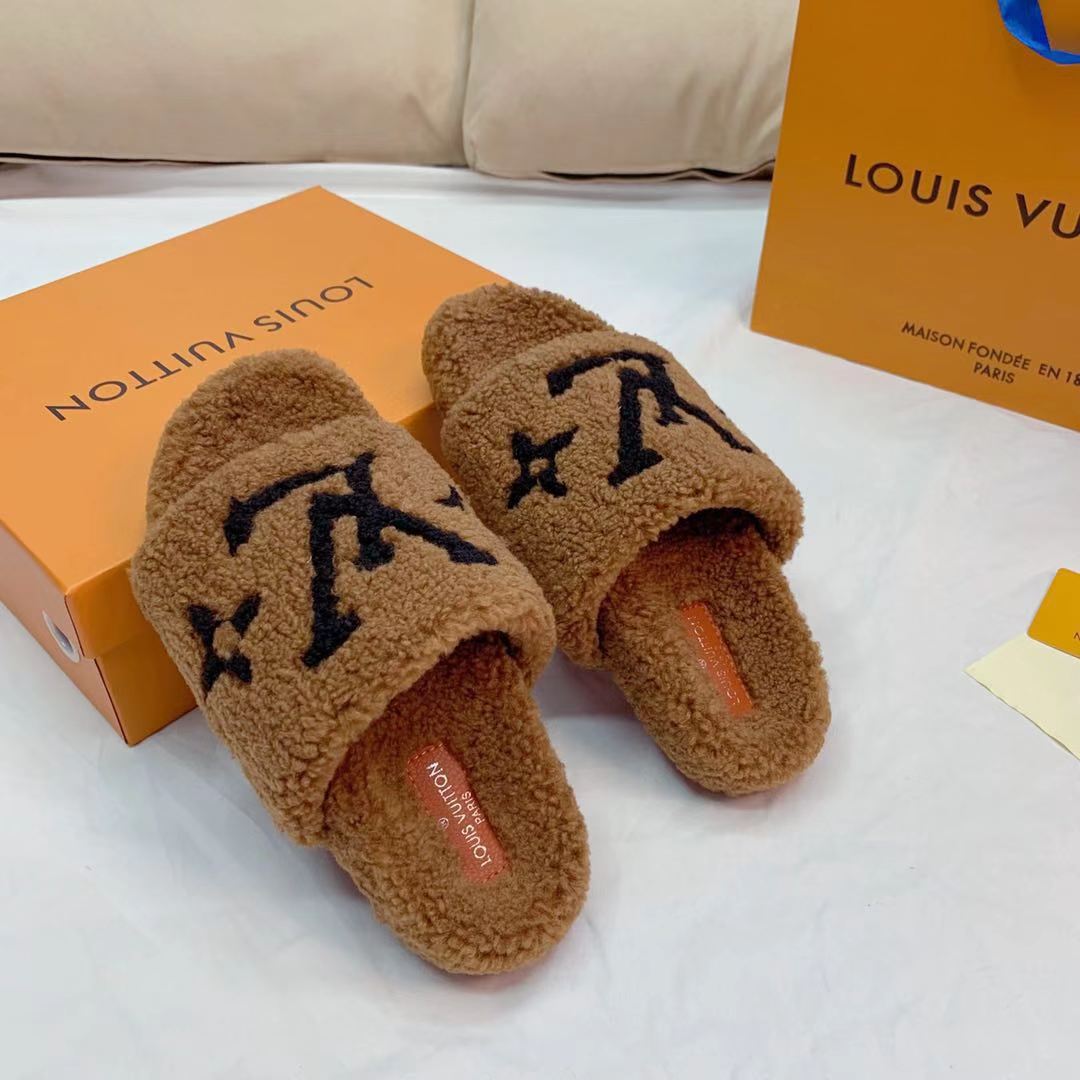 70% Sale LV/Chanel/Christian Dior Sandals indoor